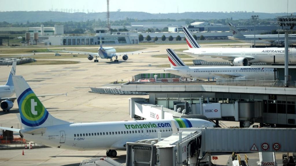 Paris Orly : panne catastrophique du contrôle aérien perturbe Air France, easyJet, Ryanair et autres